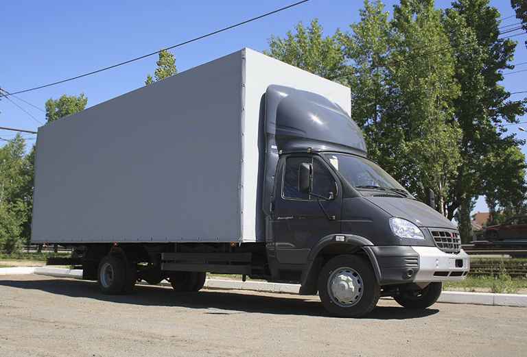 Заказать грузовой автомобиль для транспортировки личныx вещей : 2 сумки из Сукко в Москву
